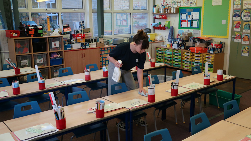 school cleaning school cleaning in buckingham